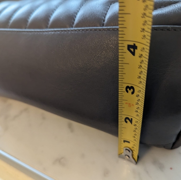 AUTHENTIC YSL LARGE GREY LOU with verificatiob - Picture 4 of 8